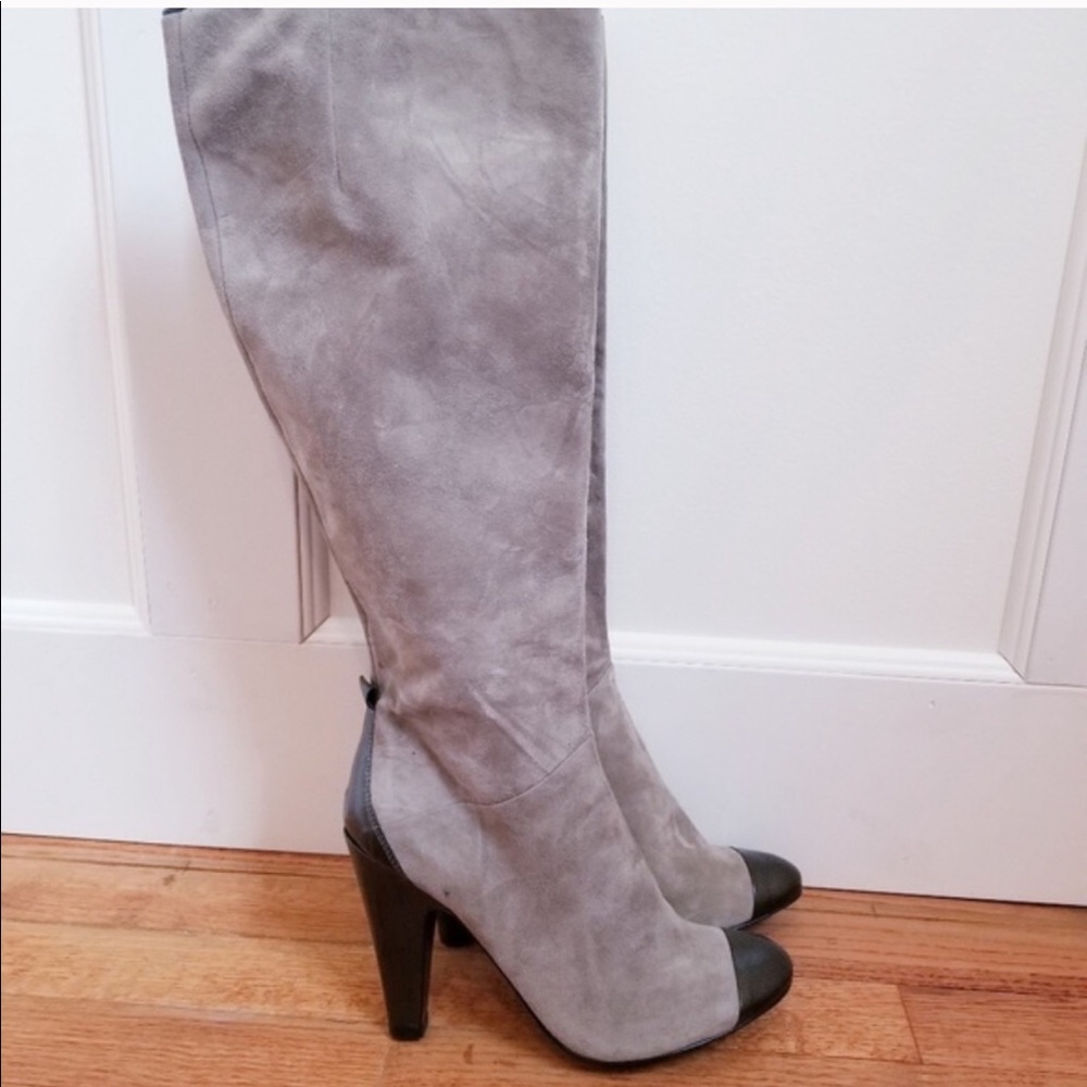 Nine West Jemonia grey suede boots size 7.5